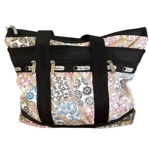 LeSportsac nylon tote bag ladies heart design
